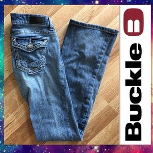 Daytrip Jeans (Buckle)