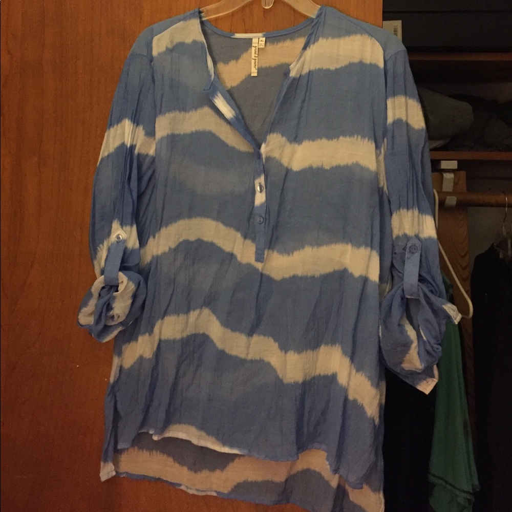 Summer blouse 70% Rayon, 30% Nylon