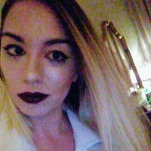 Meet your Posher, Ana