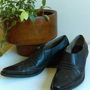 Matisse Leather Pointed Cowboy Booties