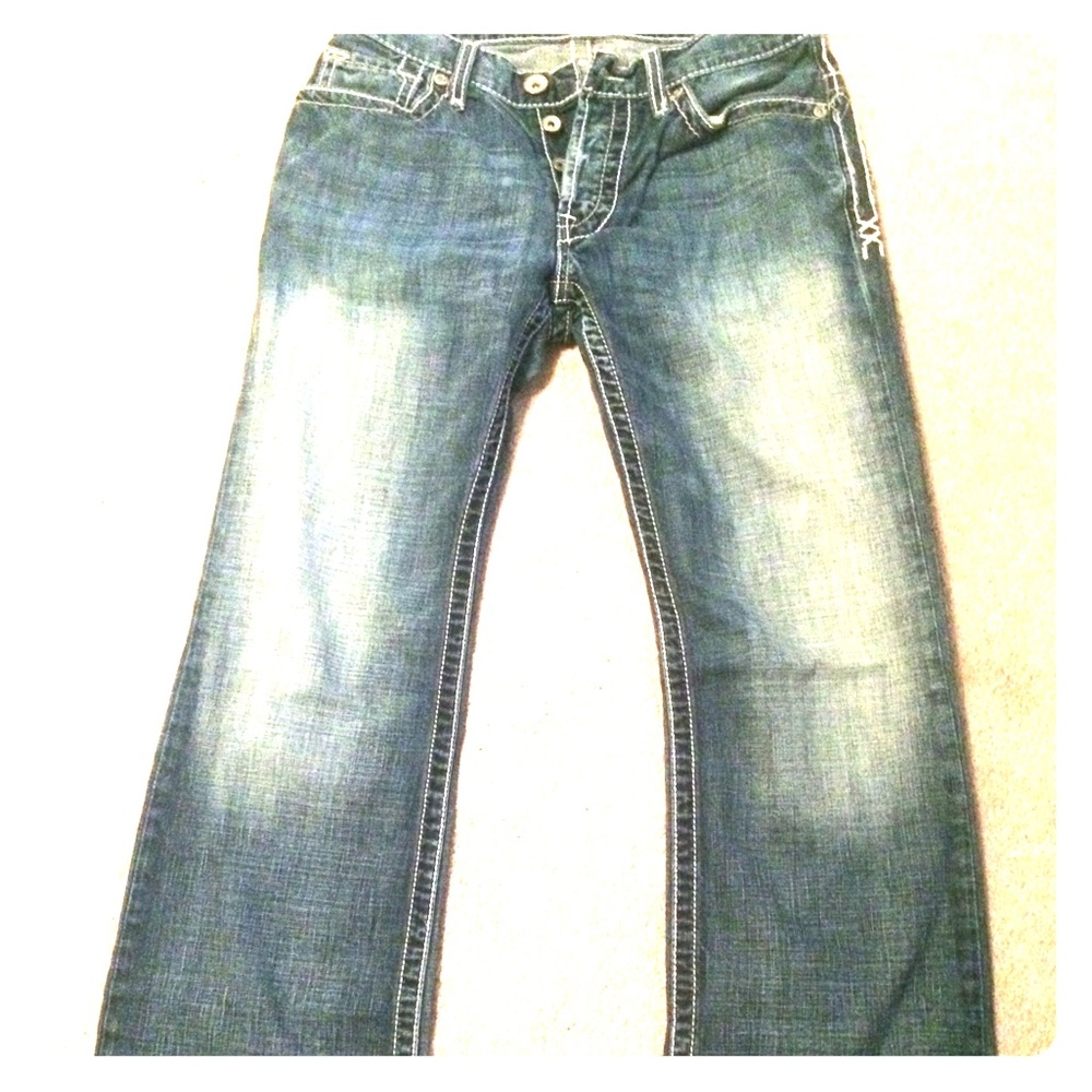 Buckle Jeans
