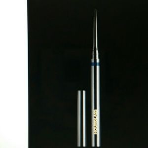 Hourglass Cosmetics Gel Eyeliner in Ocean Floor