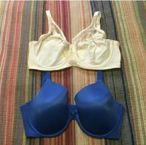 AVAILABLE! WACOAL Bundle of 2 Bras 36DD