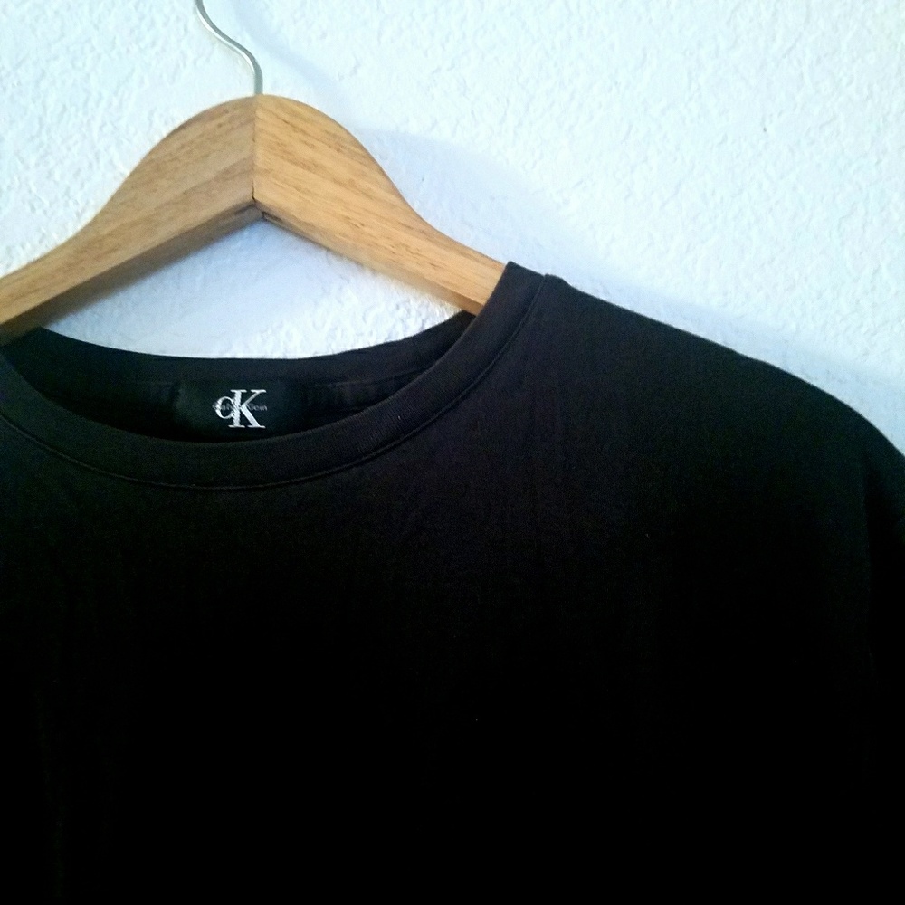 Men's Calvin Klein t shirt - Picture 2 of 3