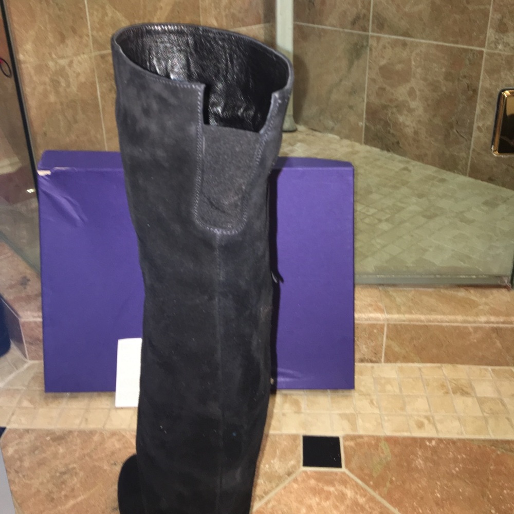 Stuart Weitzman "Elf" Boot - image 3