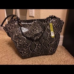 Gray/black Gianni Bini purse NWT