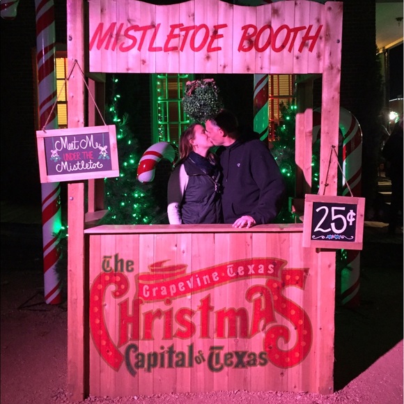 Meet your Poshers, Lance and Lora - Picture 2 of 7