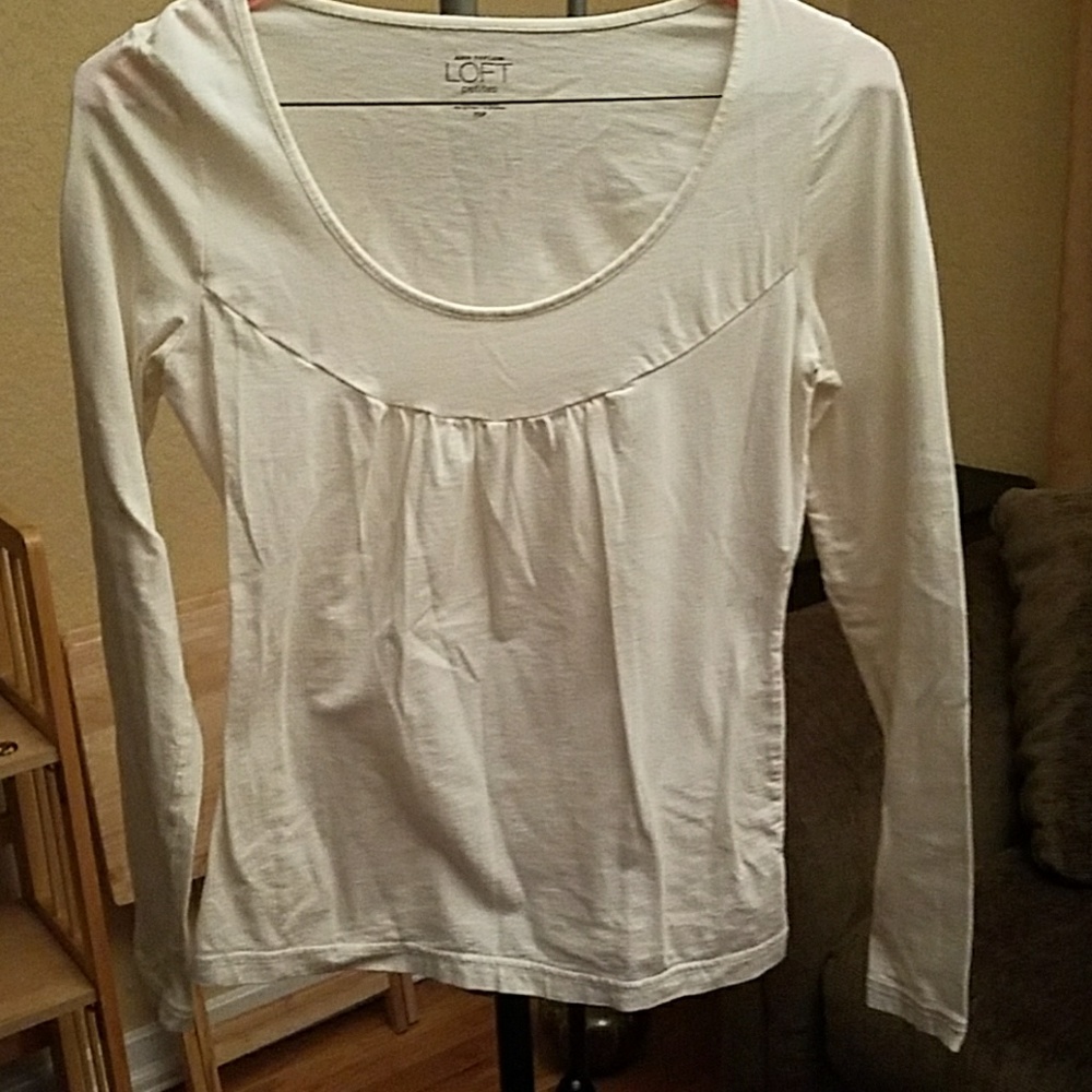 White long sleeve t-shirt