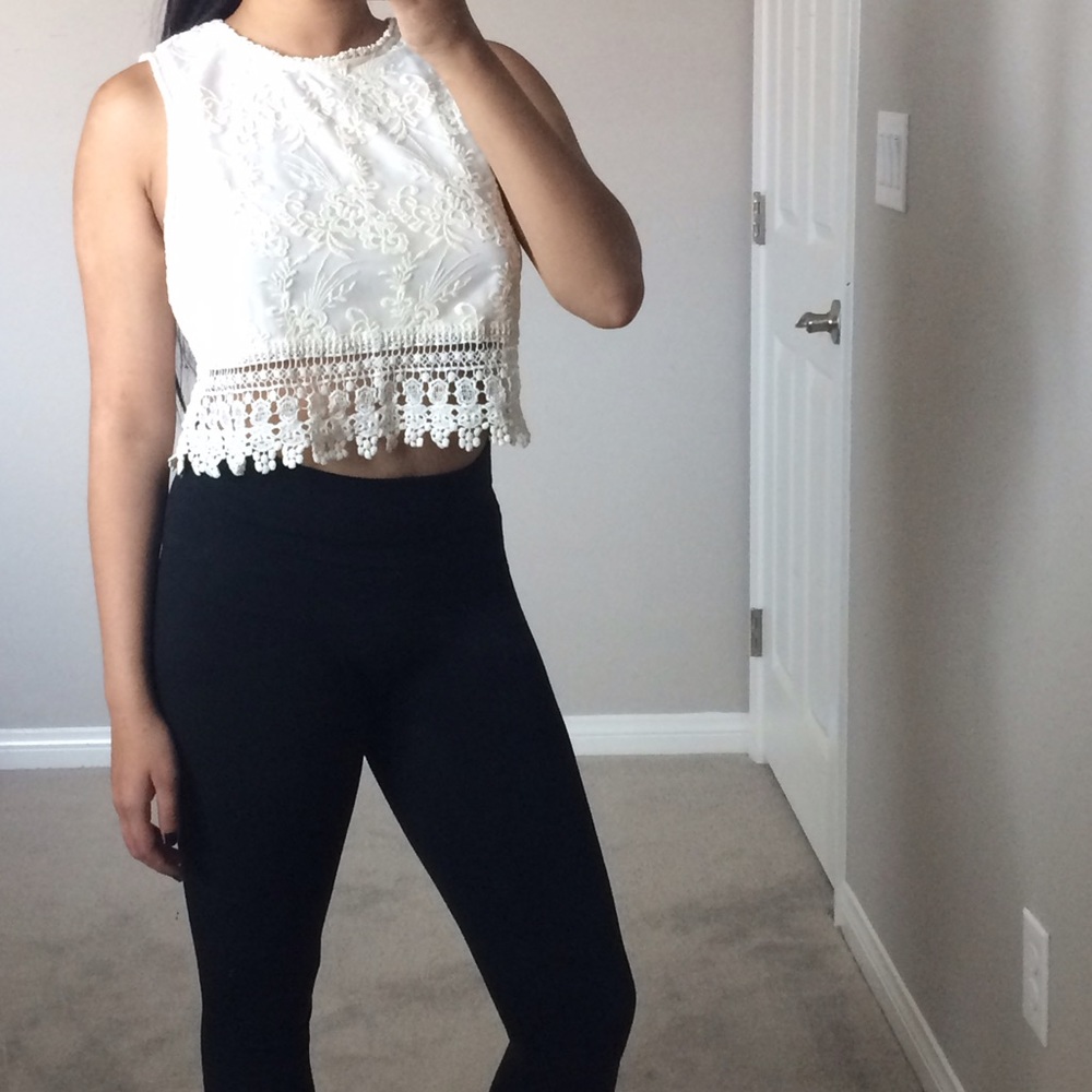 Cropped lace top