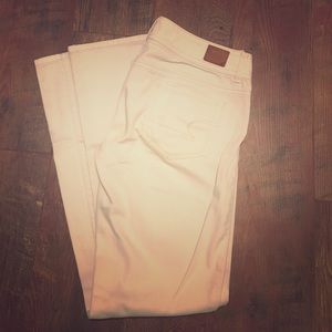 🌸Cute American Eagle White Jeans