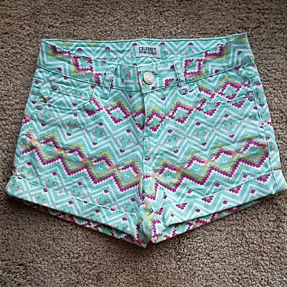 Celebrity pink jeans shorts