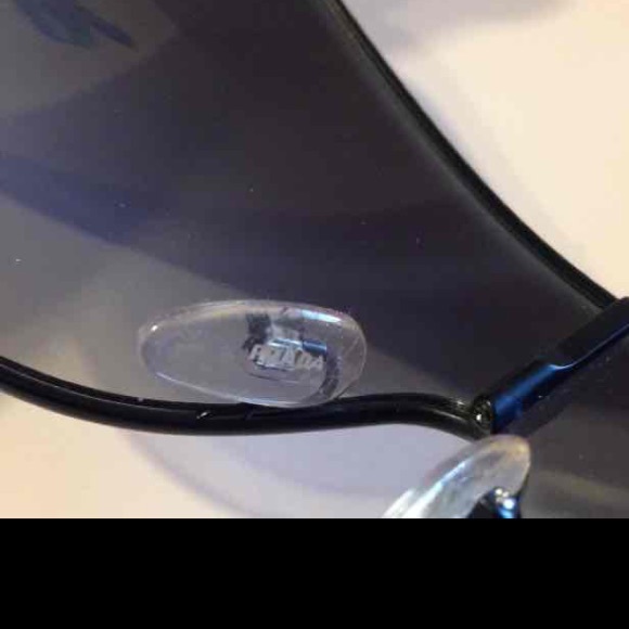 PRADA AVIATOR EYEWEAR - Picture 4 of 4