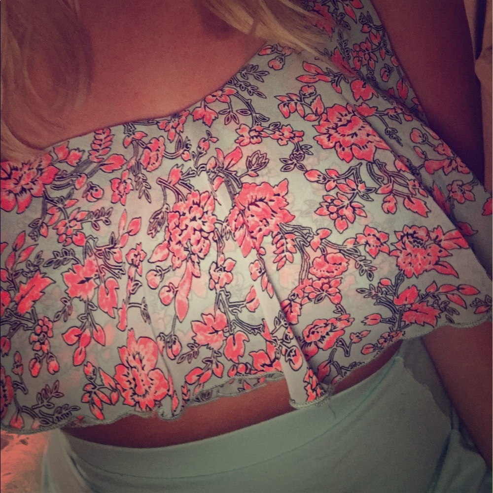 Small festival style cut off tank top