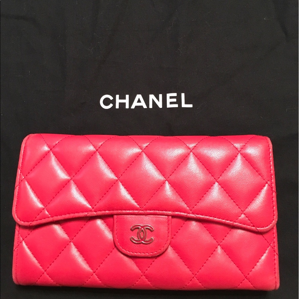 Chanel Classic Quilted Red Wallet Clutch