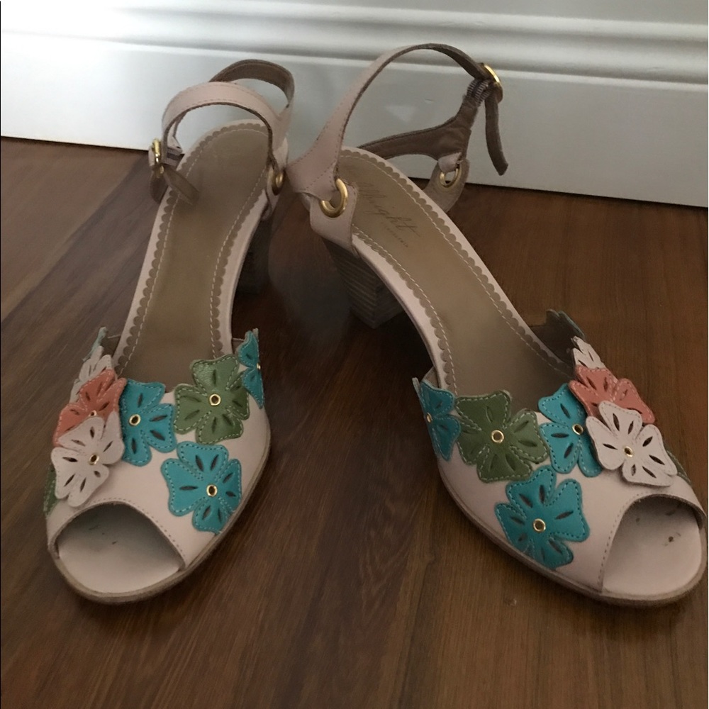 Miss Albright floral pink heels