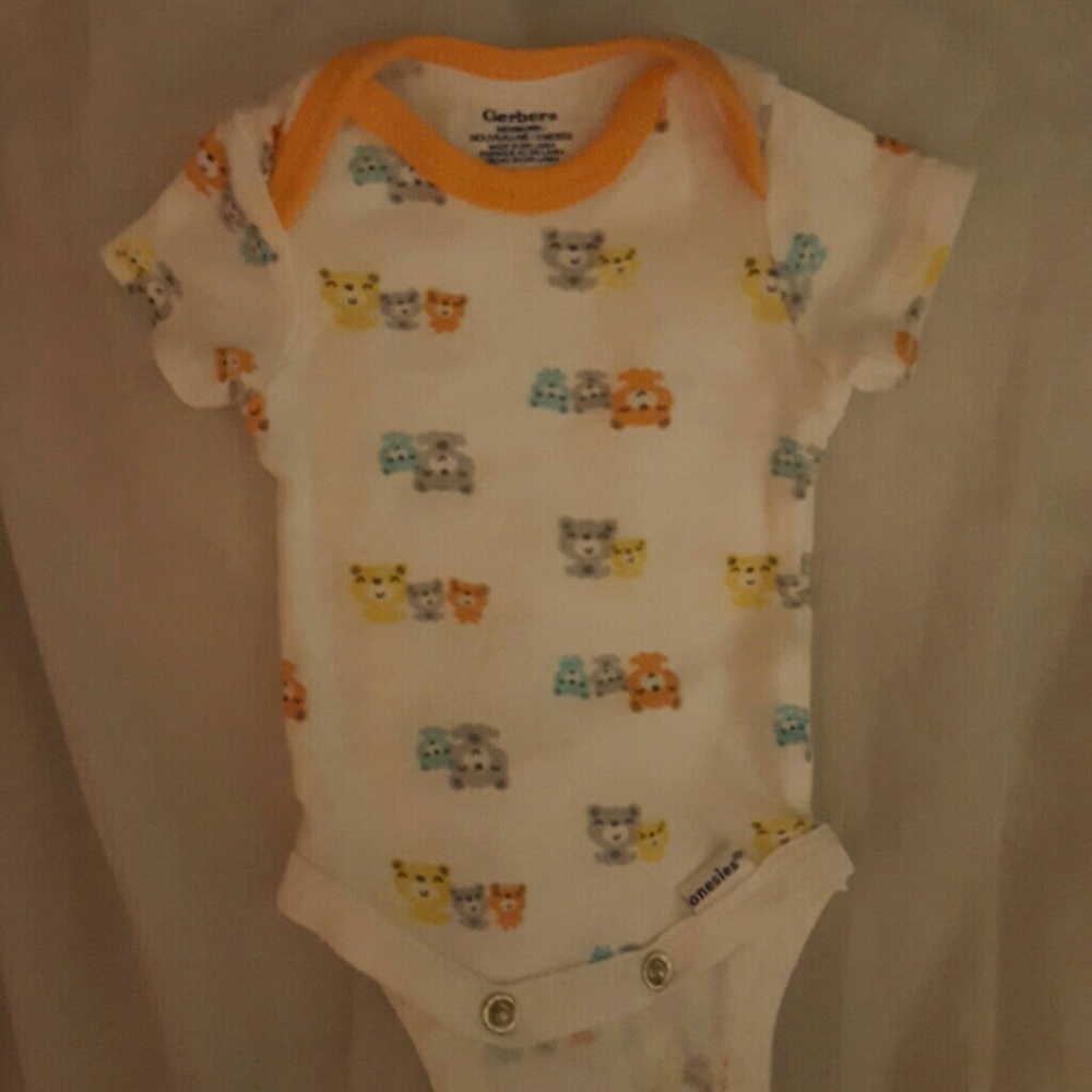 Newborn BABY Bear Onesie