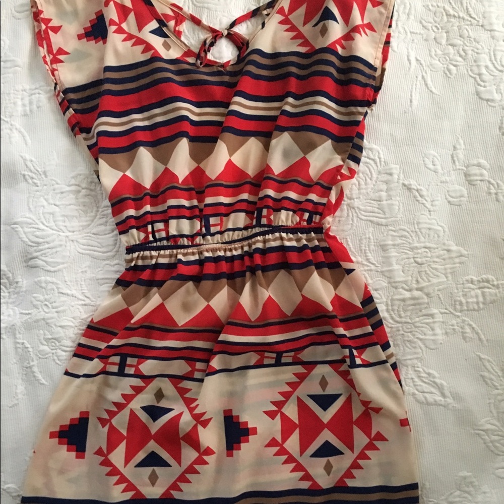 Patterned Knee-Length Dress
