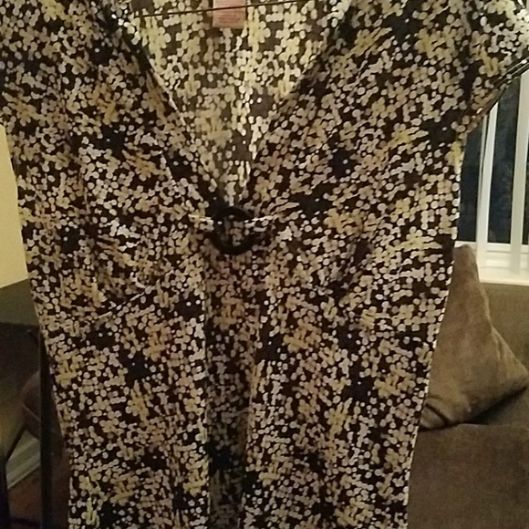 Blouse - Picture 2 of 3