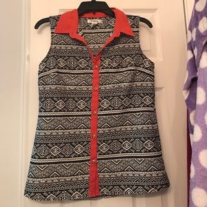 Tribal pattern tank