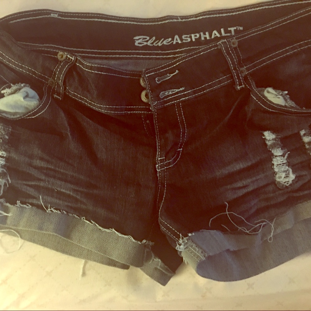 Distressed jean shorts. Perfect for the summer!