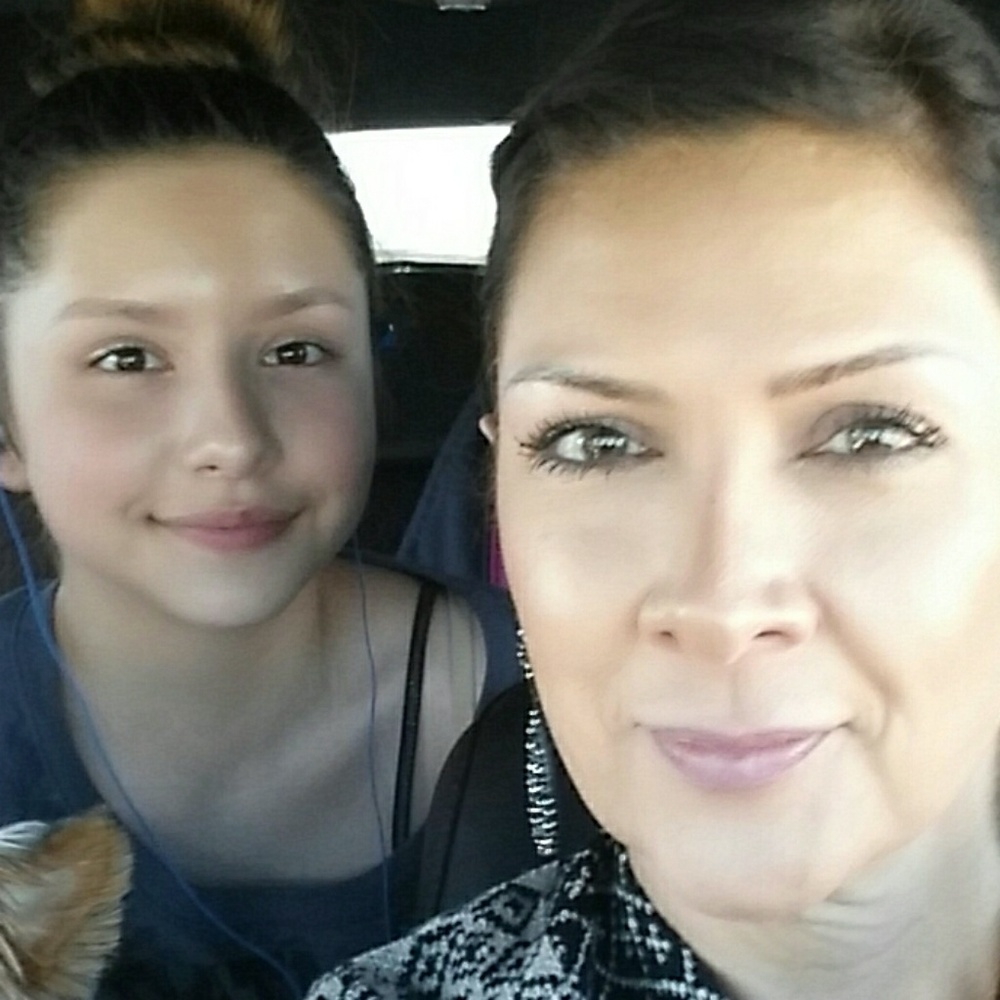 Meet your Posher, Yvette