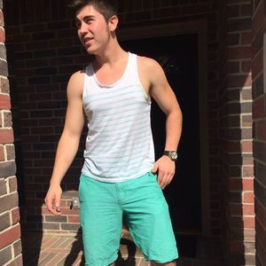 Meet your Posher, Adrian