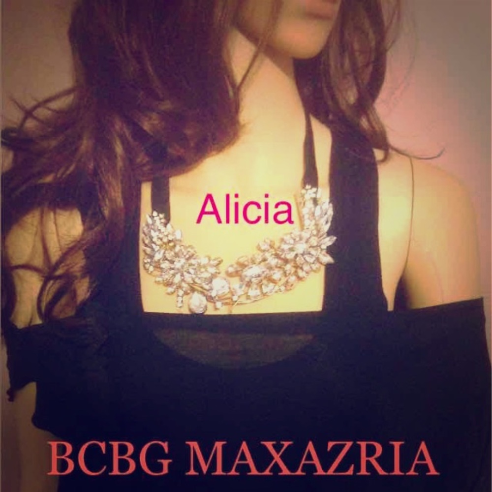 BCBG MAXAZRIA COTTON RHINESTONE NECKLACE