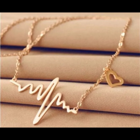 Jewelry - Heart beat pendant necklace charm women's free box