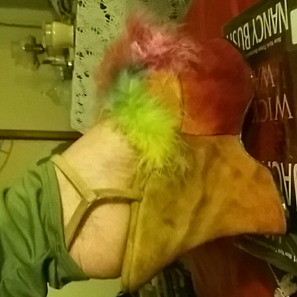 Heels - Picture 2 of 2
