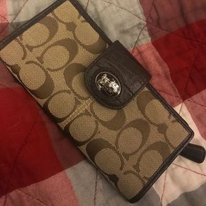 Coach wallet, brown with logos
