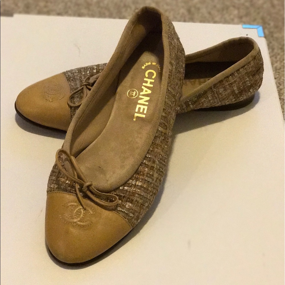 Vintage CHANEL ballerinas size 7.5