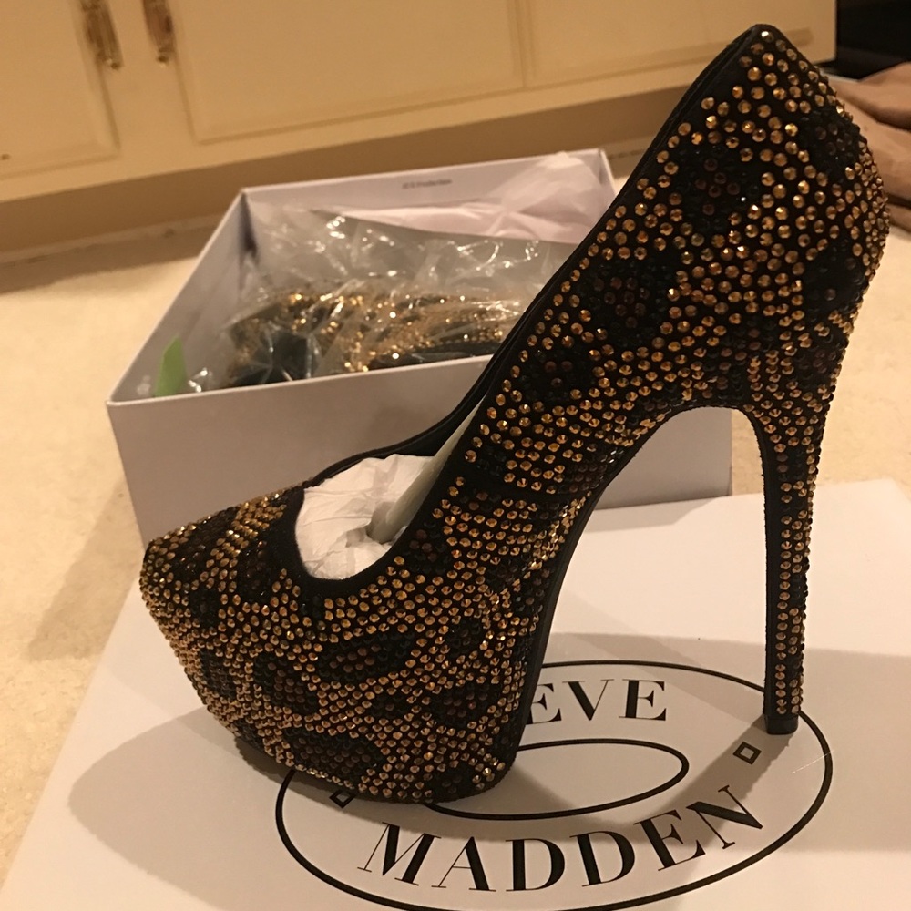 🆕Steve Madden Dyvinal Leopard Pumps 👠