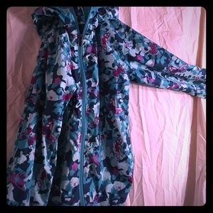 Columbia light weight raincoat