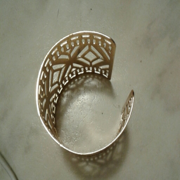 cuff - Picture 3 of 4