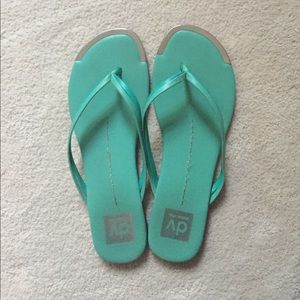 Dolce vita flip flops