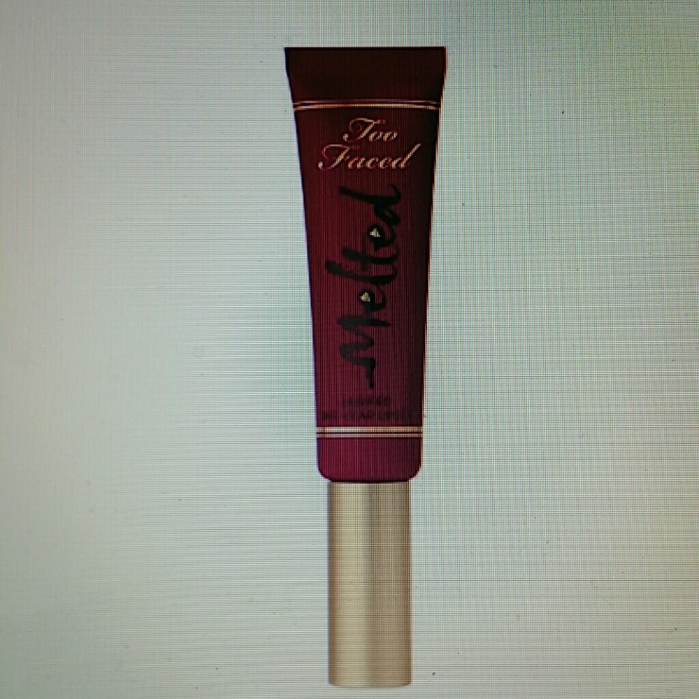 Too Faced Melted Lipstick  in Berry
