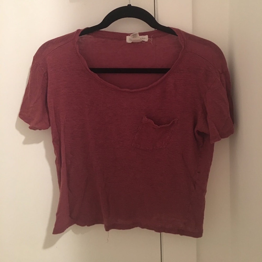 Forever 21 maroon t shirt