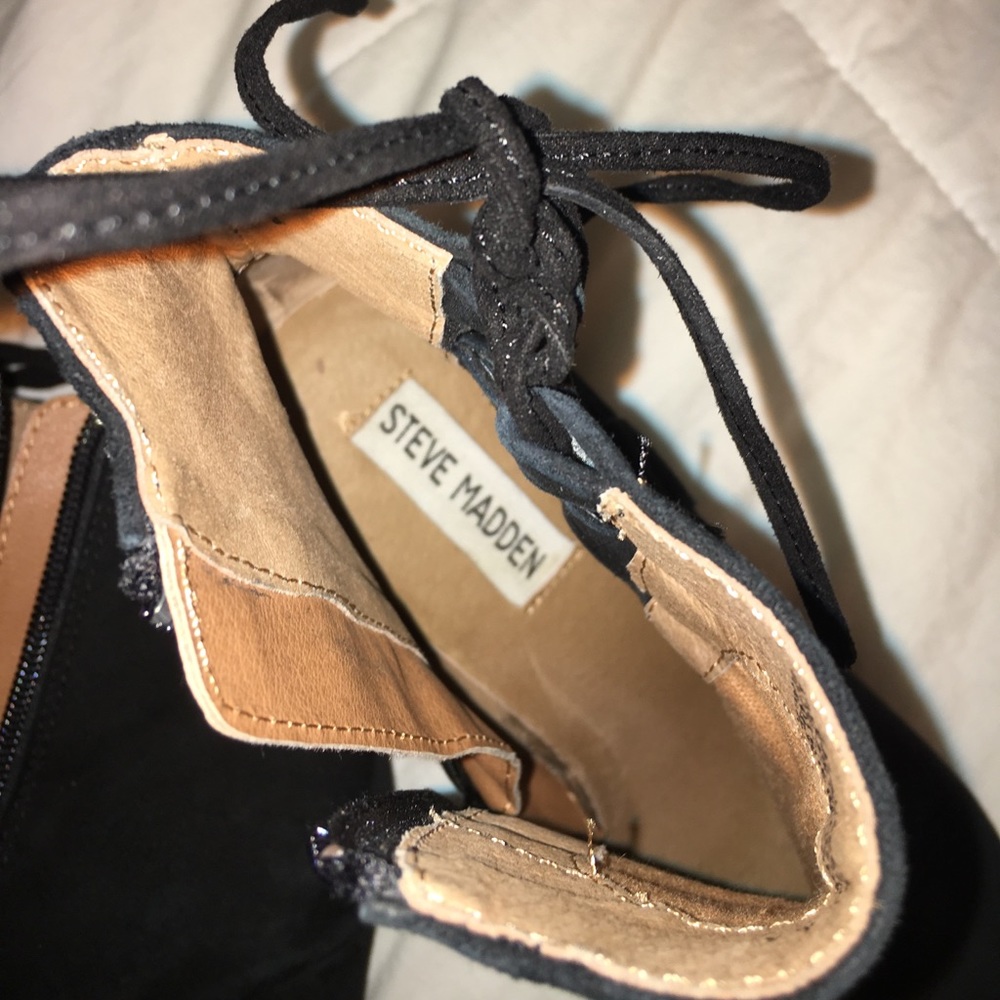 Steve Madden booties - Picture 3 of 4