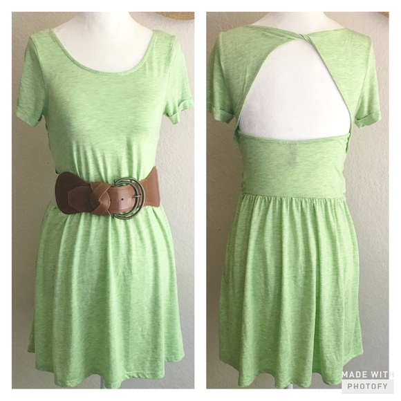 H&M Dresses & Skirts - H&M Twisted Cutout Back Jersey Dress