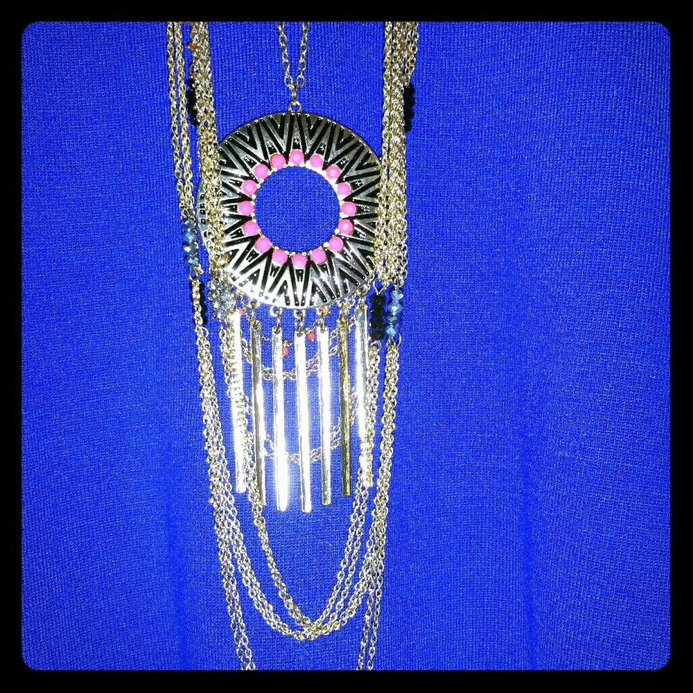 Gold Tone Necklace