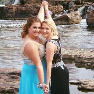 Meet your Posher, Jazmin