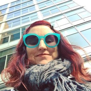 Meet your Posher, Angela