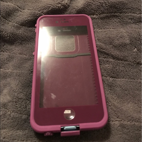 2 iPhone 5s cases - Picture 2 of 5