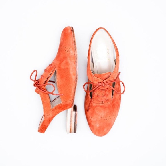 Rust Distressed Leather Slingback Oxford Loafer - Picture 3 of 5