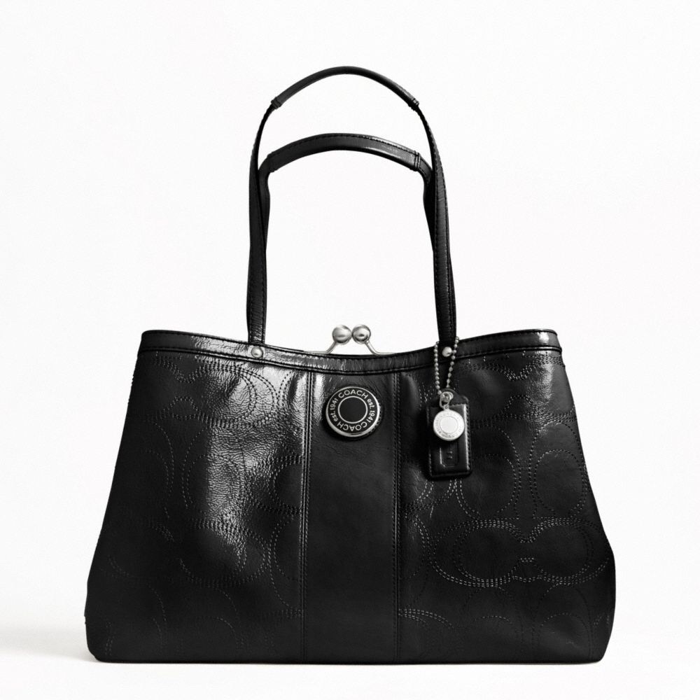 COACH PATENT LEATHER PURSE