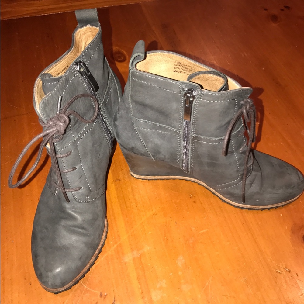 Biala wedged winter booties