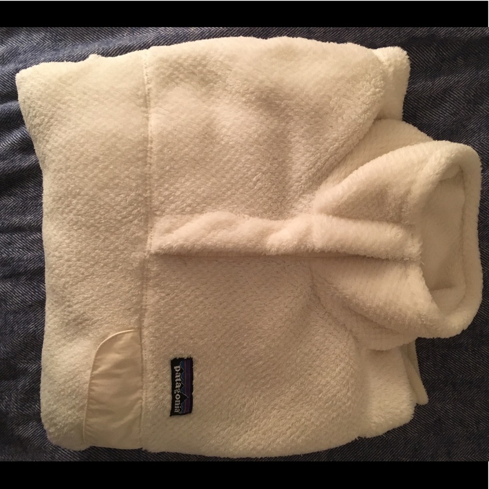 White Patagonia TSnap Pullover