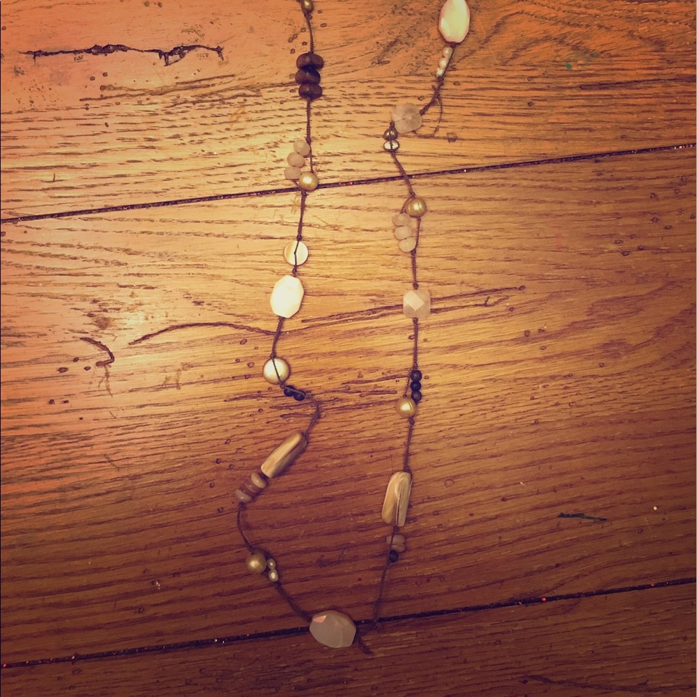 Beautiful Silpada necklace.