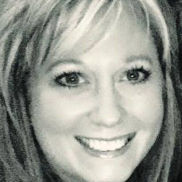 Meet your Posher, Amy - Picture 1 of 1