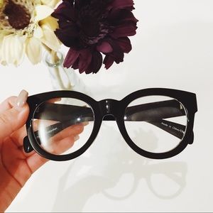 URBAN OUTFITTERS 🔝 Glasses